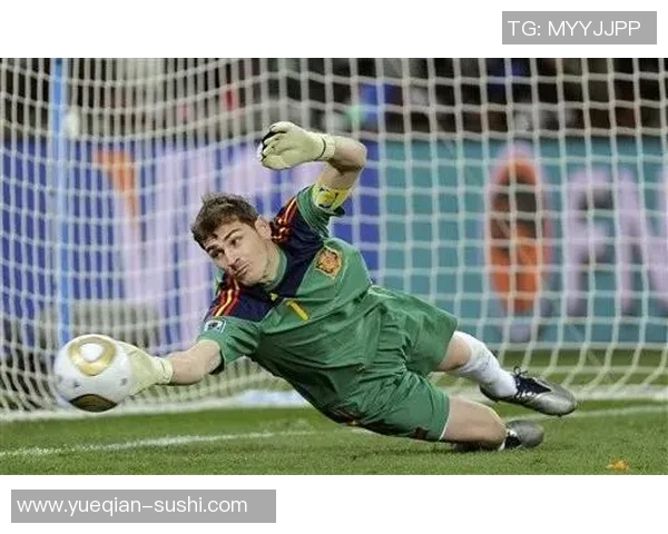 足球巨星亲自解读赛场背后的心路历程与成功秘笈