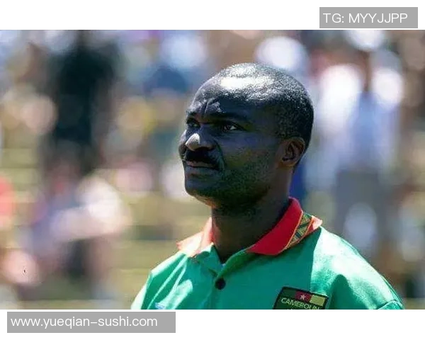 黑人退役足球球星的人生故事与赛场辉煌再度引发社会关注